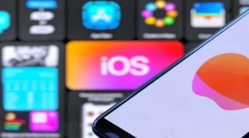 تحديث مهم آي أو إس 27 يعزز عمر البطارية للأجهزة القديمة